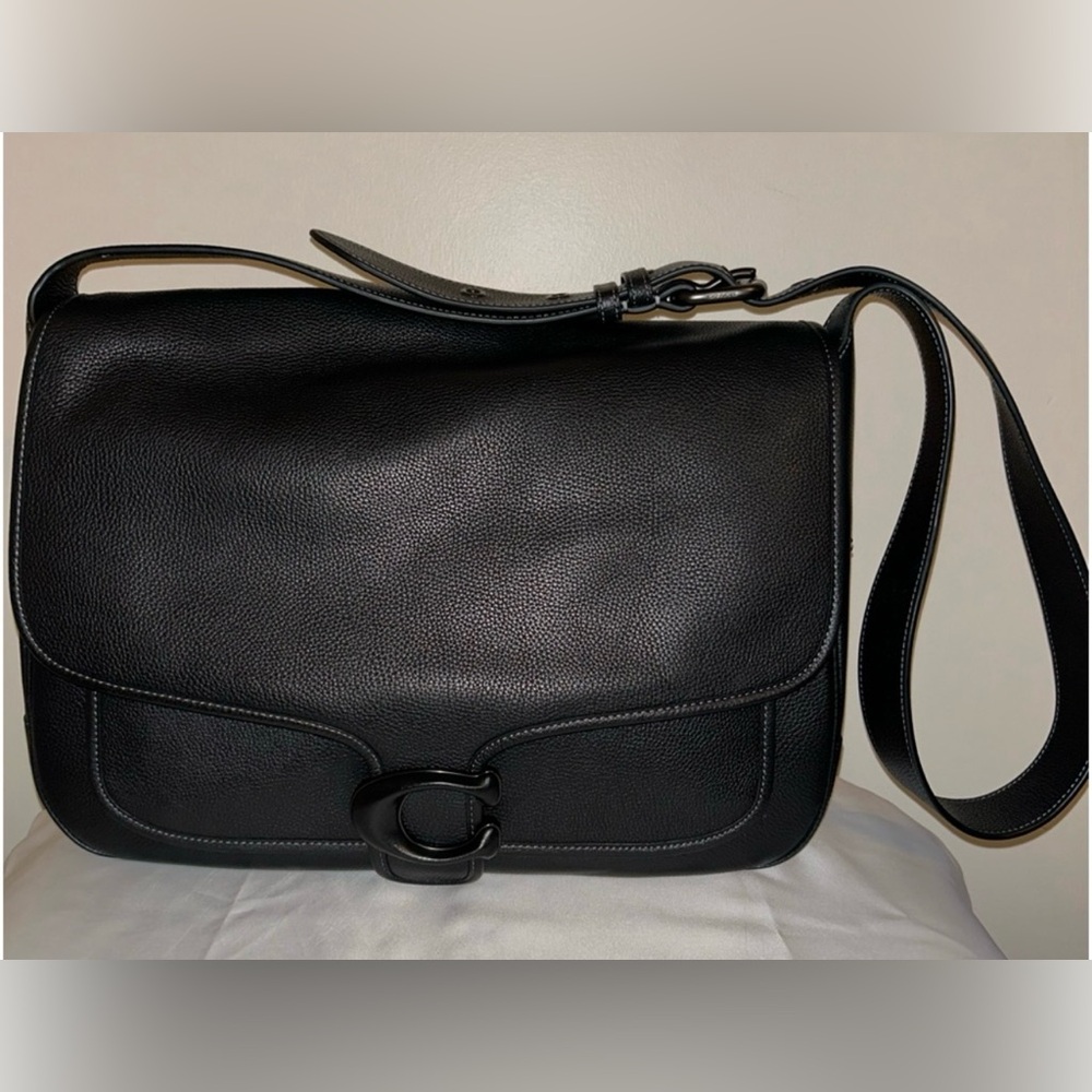 Rare & HTF: Coach Tabby 40 Messenger